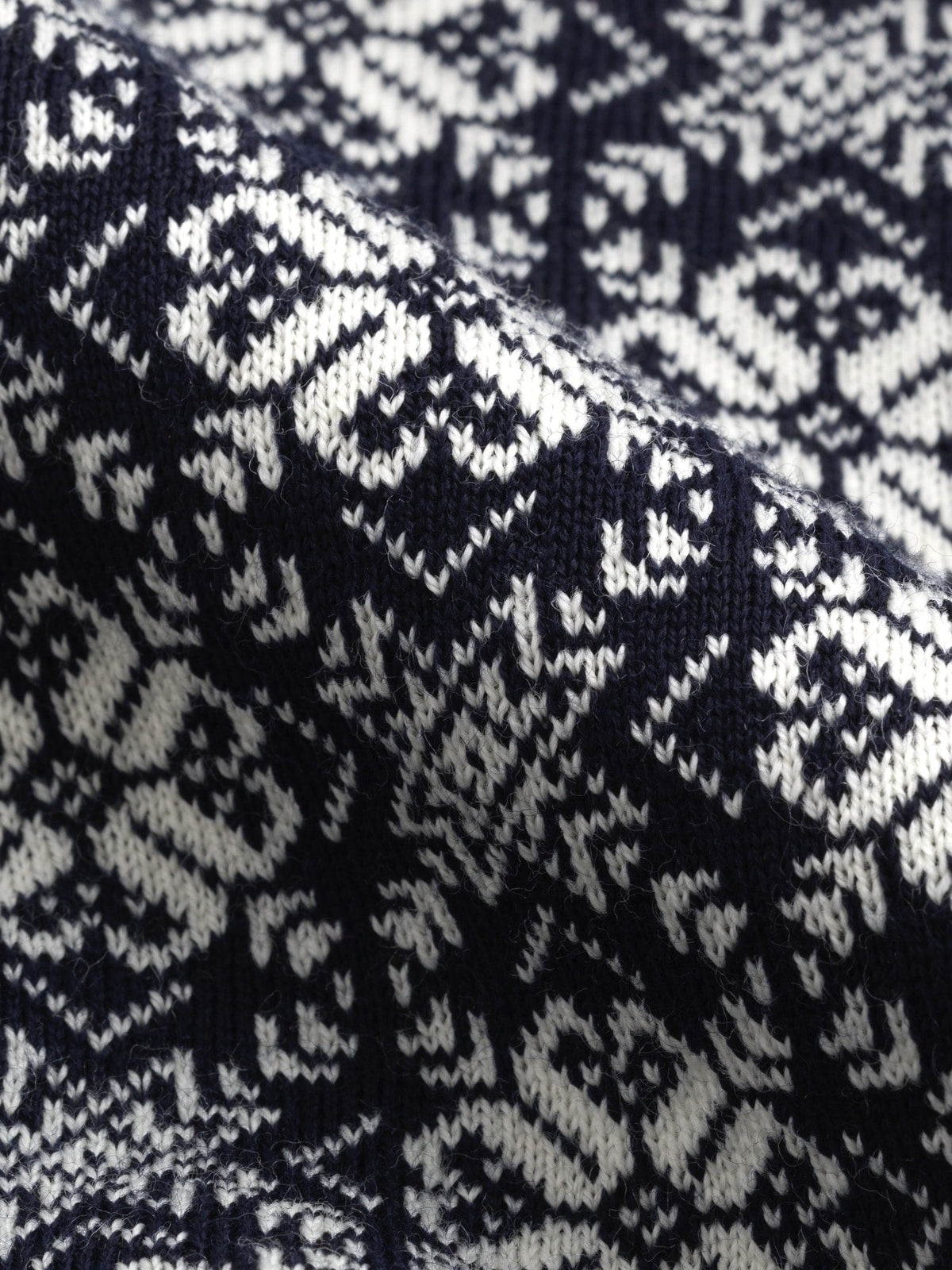 Dale of Norway Vardåsen Scarf Navy Offwhite
