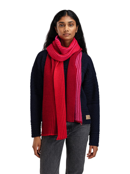 Dale of Norway Skarstind Scarf Redrose Allium Raspberry