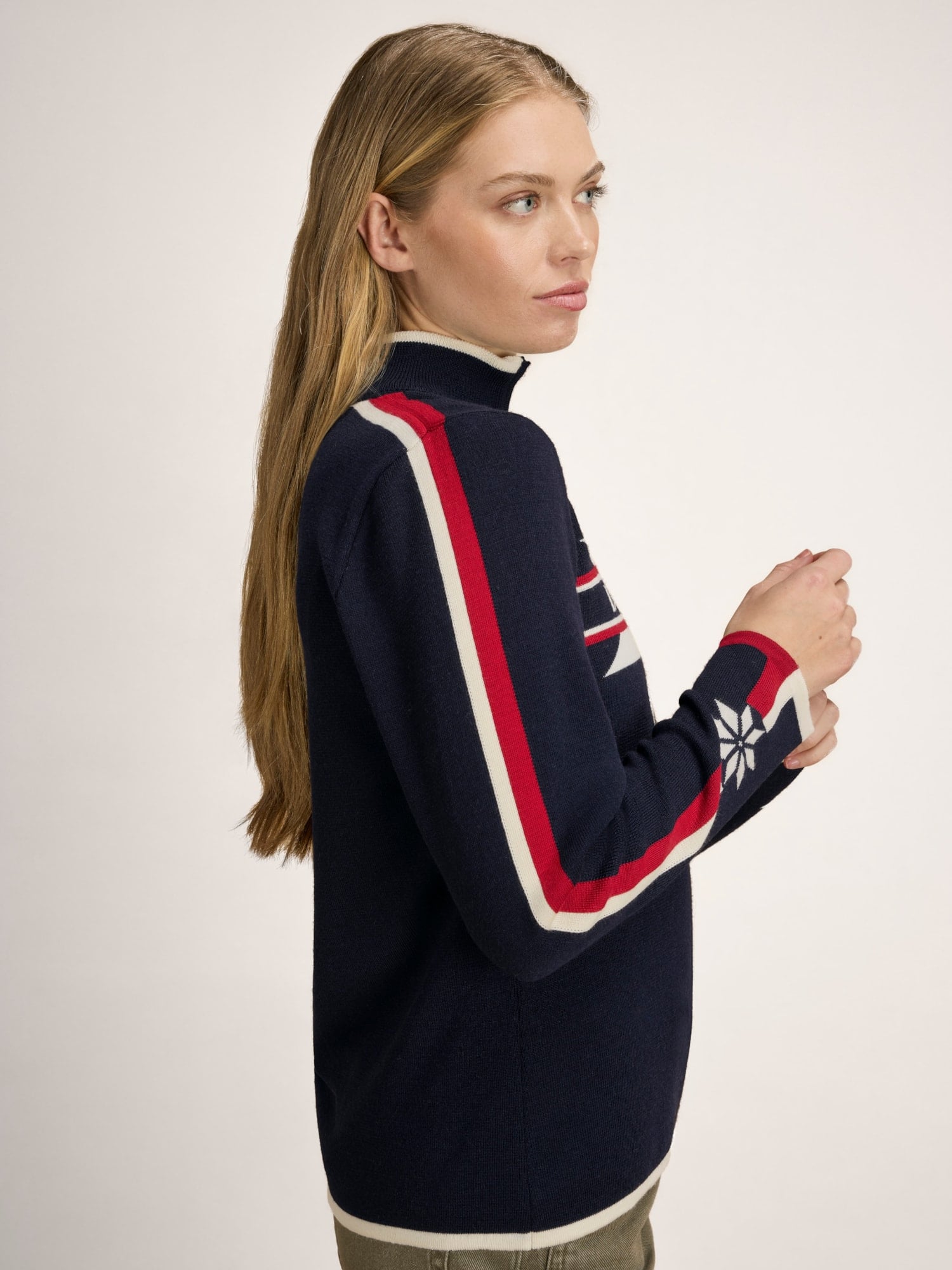 Dale of Norway Nåle Feminine Sweater Navy Offwhite Red Rose