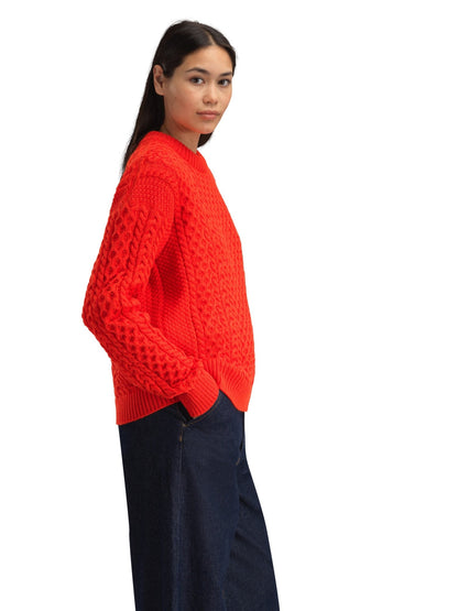 Dale of Norway Stalheim Women's Sweater Roth Red