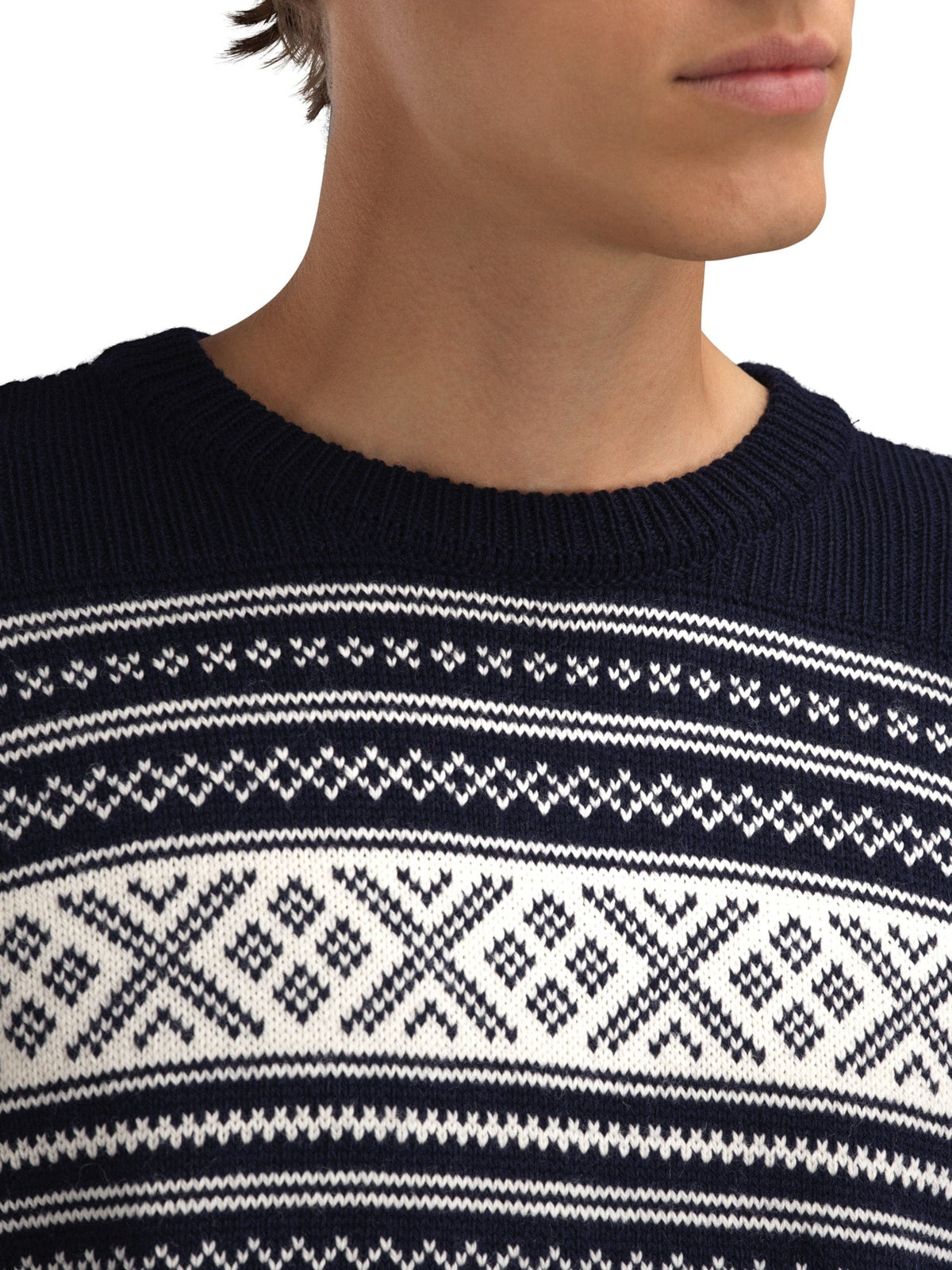Dale of Norway Valløy masculine sweater Navy Offwhite