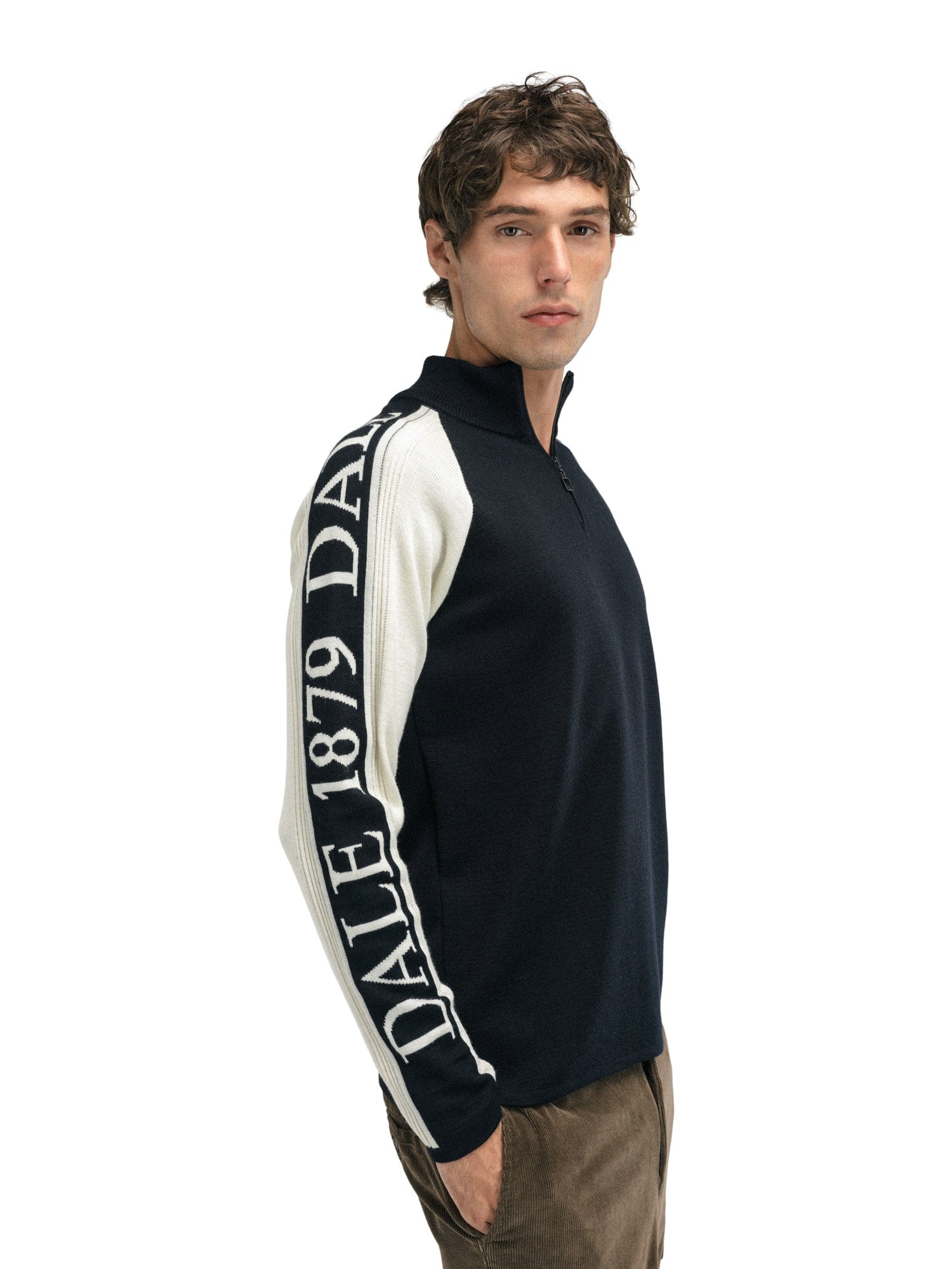 Dale of Norway Skarstind 1879 Masc Sweater Black Offwhite